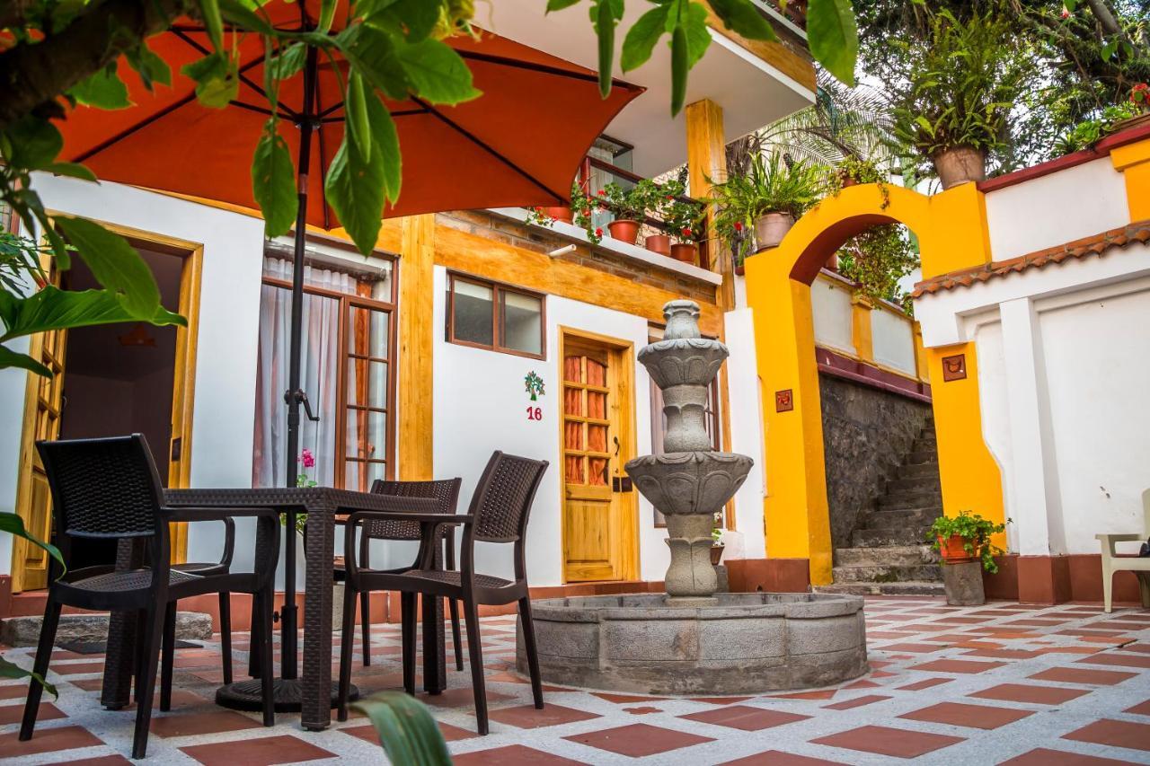 Hostal Riviera Sucre Otavalo Exterior photo
